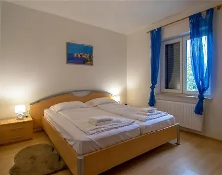 Apartment Stella Banjole